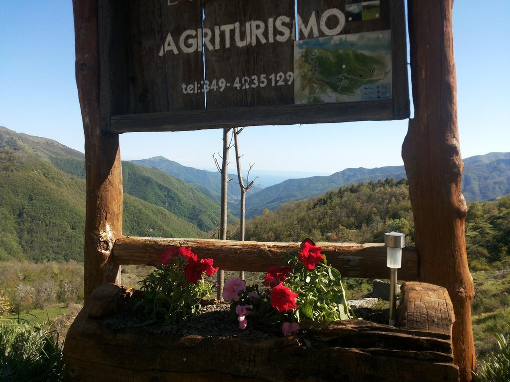 Agriturismo La Fontana Dell'Olmo Hotel Molini di Triora Exterior foto